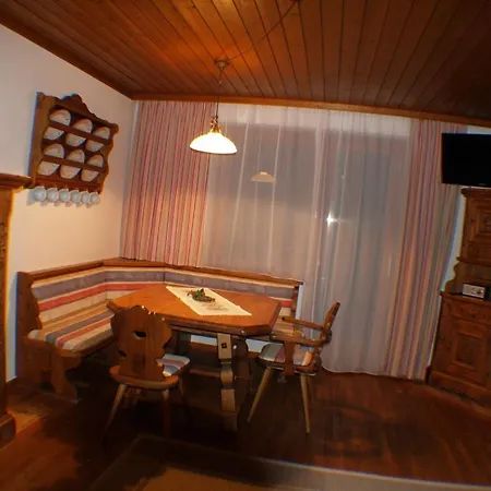 Alm-Apartments Heiligenblut Room photo